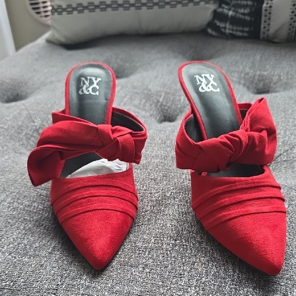 New York & Company Red Bow Accent Mules